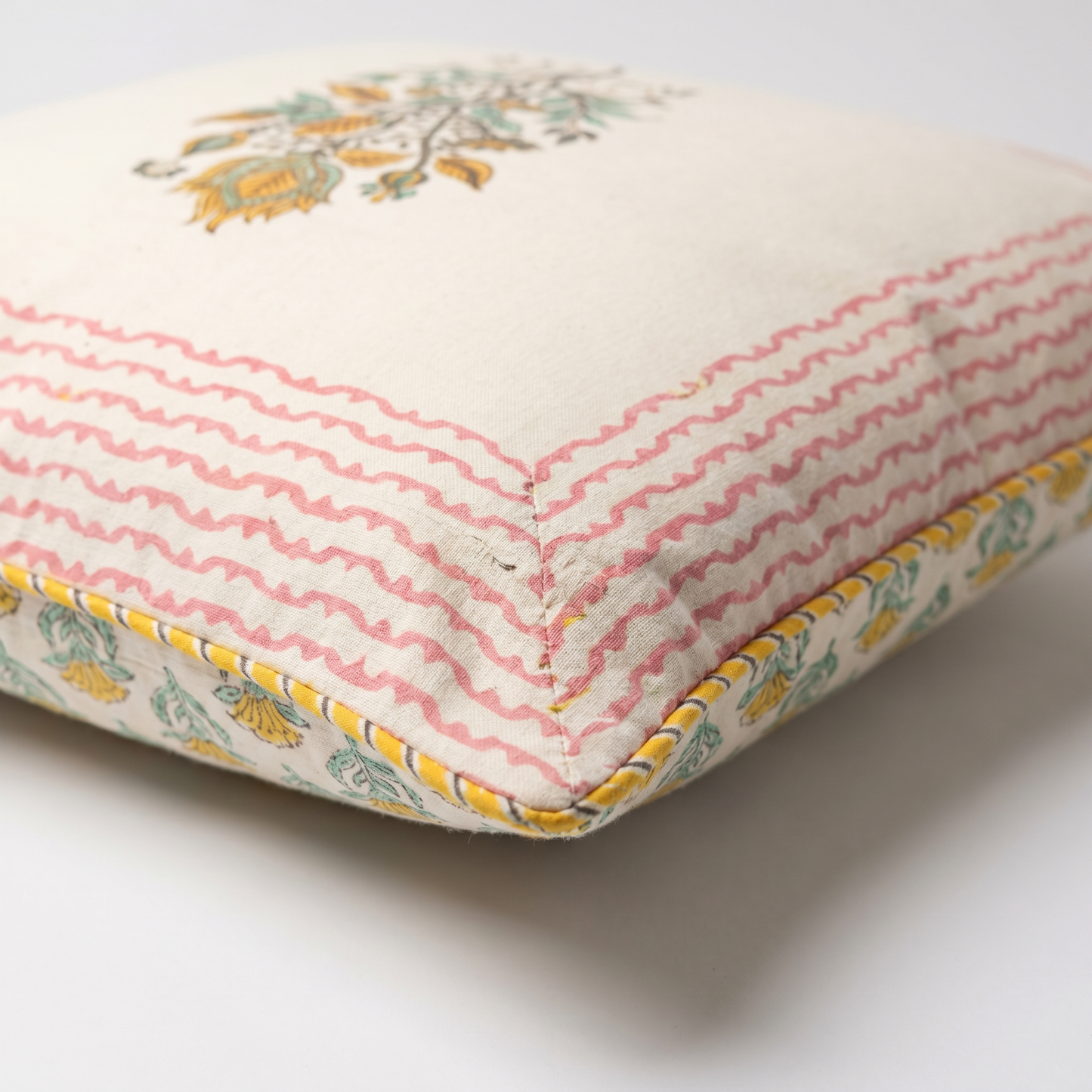 Wildflower Spray — Hand-Block Cotton Cushion Cover — photo 1
