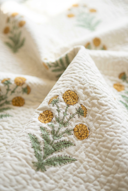 Marigold Sonnet — Reversible Quilted Bed Cover Set — photo 2