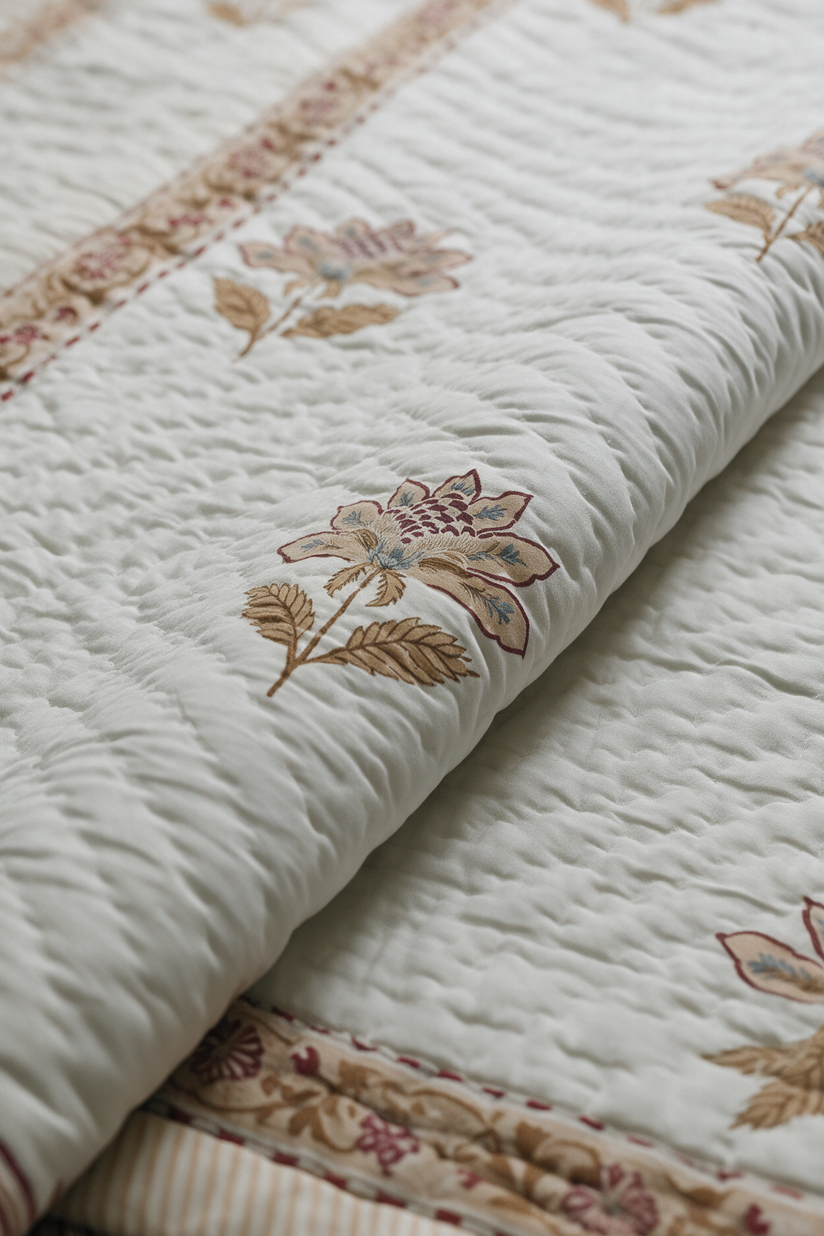 Ivory Bloom — Reversible Hand-Block Cotton Quilt — photo 3