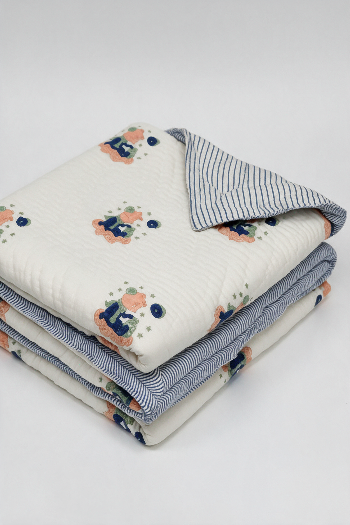 Little Elephant — Hand-Block Cotton Baby Quilt — photo 1