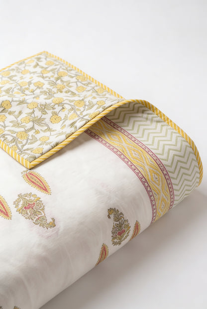 Saffron Paisley — photo 1